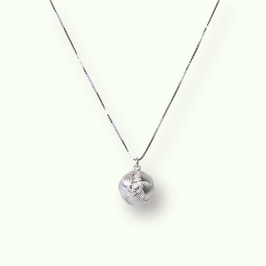 Woven Wonder Necklace - Silver