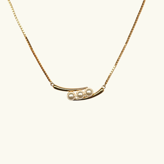 Pea in a Pod Necklace